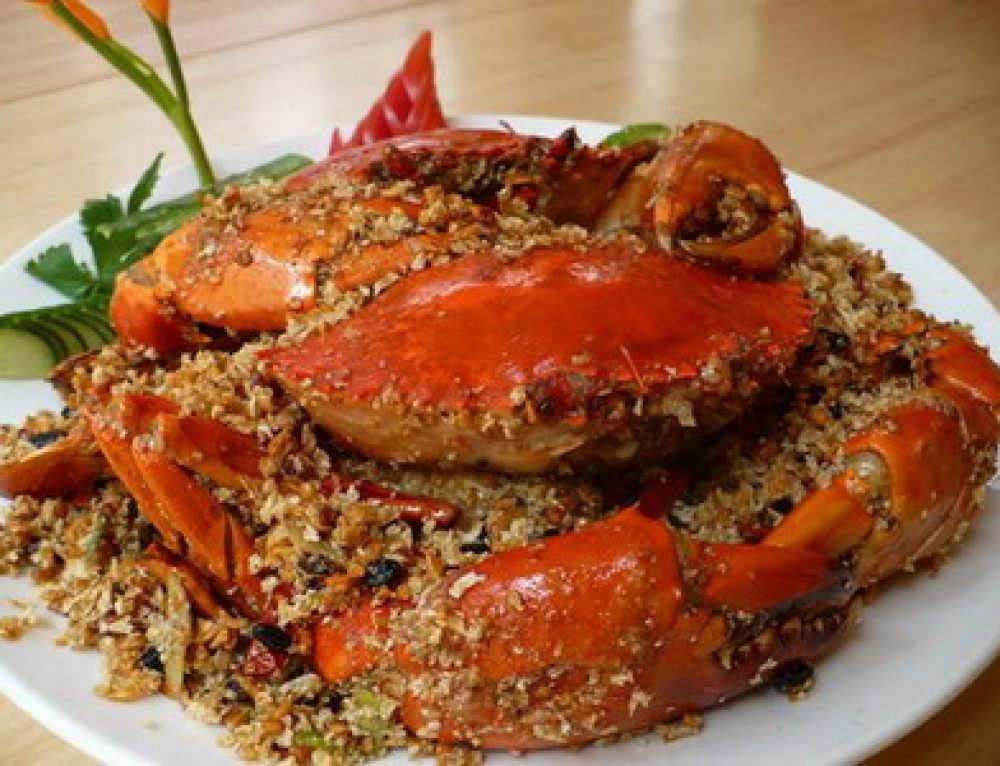 Roasted crab with salt
