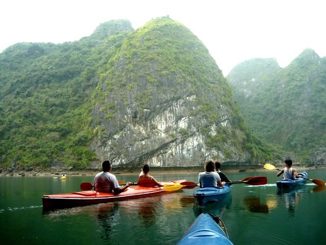 chèo thuyền kayak